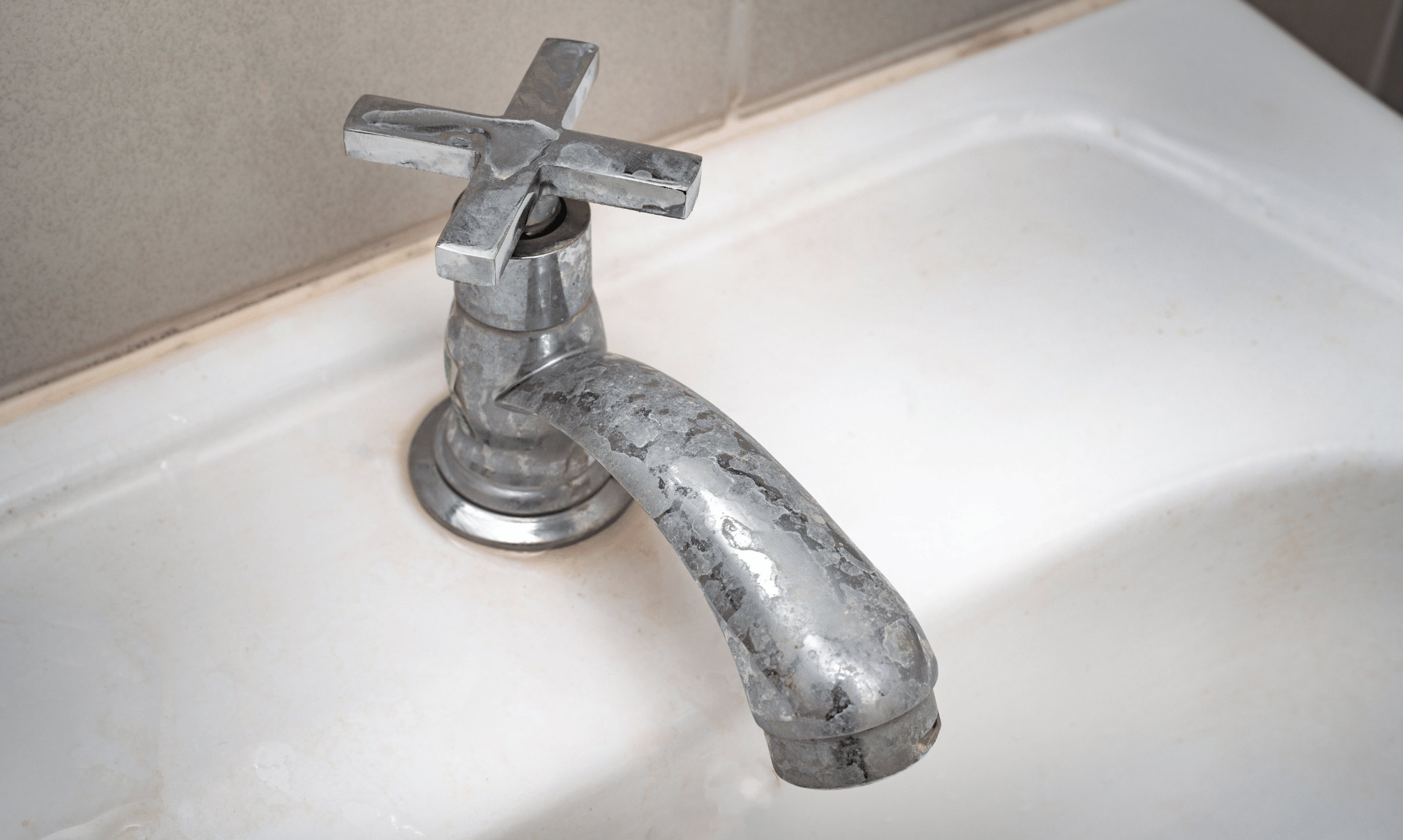 Kalk verwijderen doet u zo l L&S Housekeeping